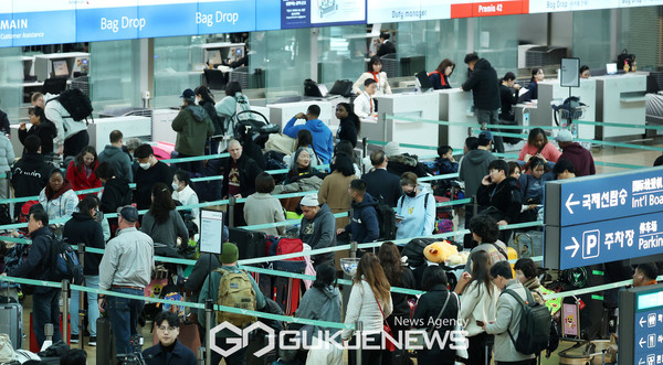 인천공항 출국장 (국제뉴스)